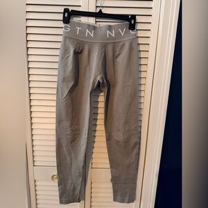 NVGTN Gray High-Waist Leggings with Logo Waistband